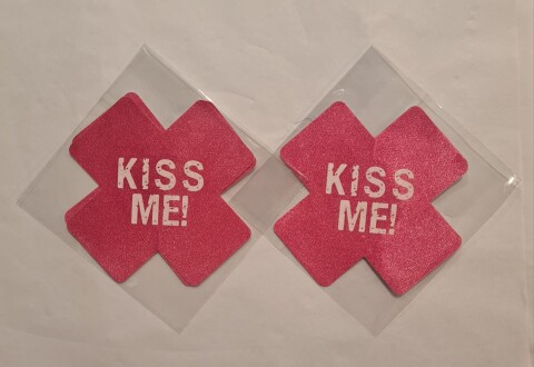 Tepelsticker Kiss Me cross-sticker2