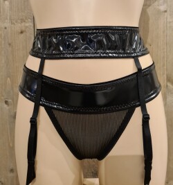 Lak Taille Jarretel Gordel OV-4005