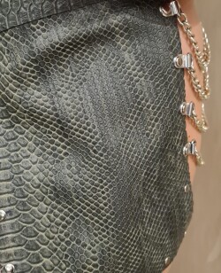 Snakeprint Rok Latex melb-04 2
