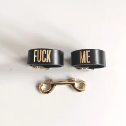 Boeien "Fuck Me" Provo-fuckme-cuffs 4